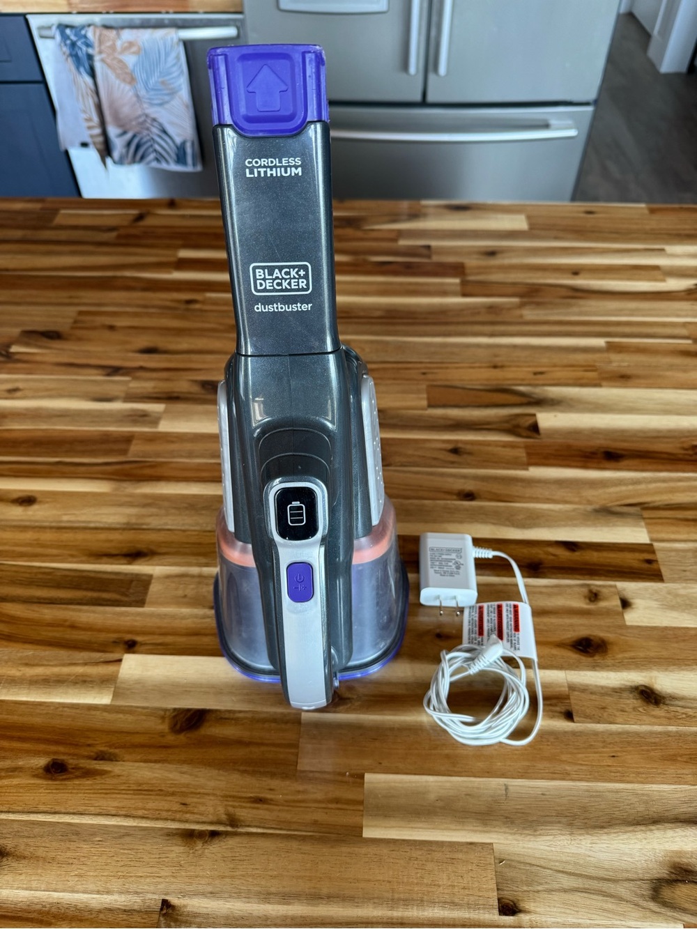 Black & Decker Handheld Cordless Dustbuster Vacuum